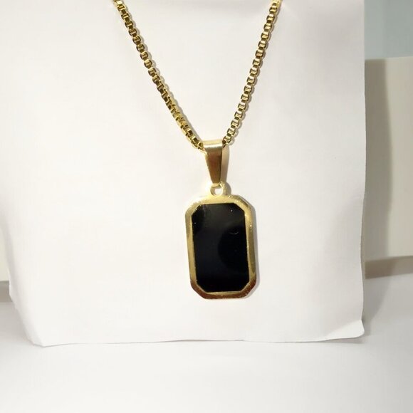 18K Gold Plated Stainless Steel Necklace Black Pendant - Picture 7 of 12